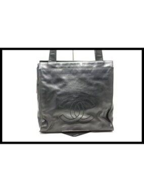 Chanel No 5 Jumbo CC Logo GD Metal Fittings Shoulder Bag